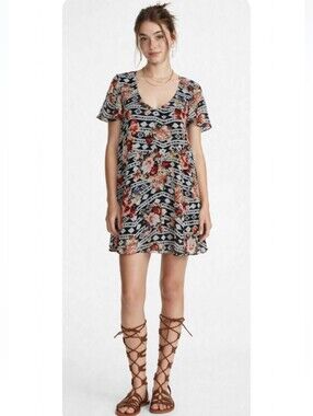 Show Me Your Mumu Women's Kylie Short Sleeve Mini Dress Floral Tribal Size XS
